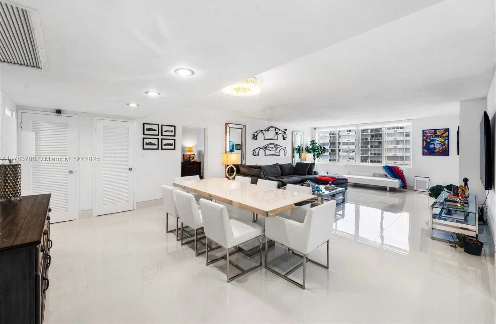 Small Image of 5401 COLLINS AVE #334, Miami Beach Number 46