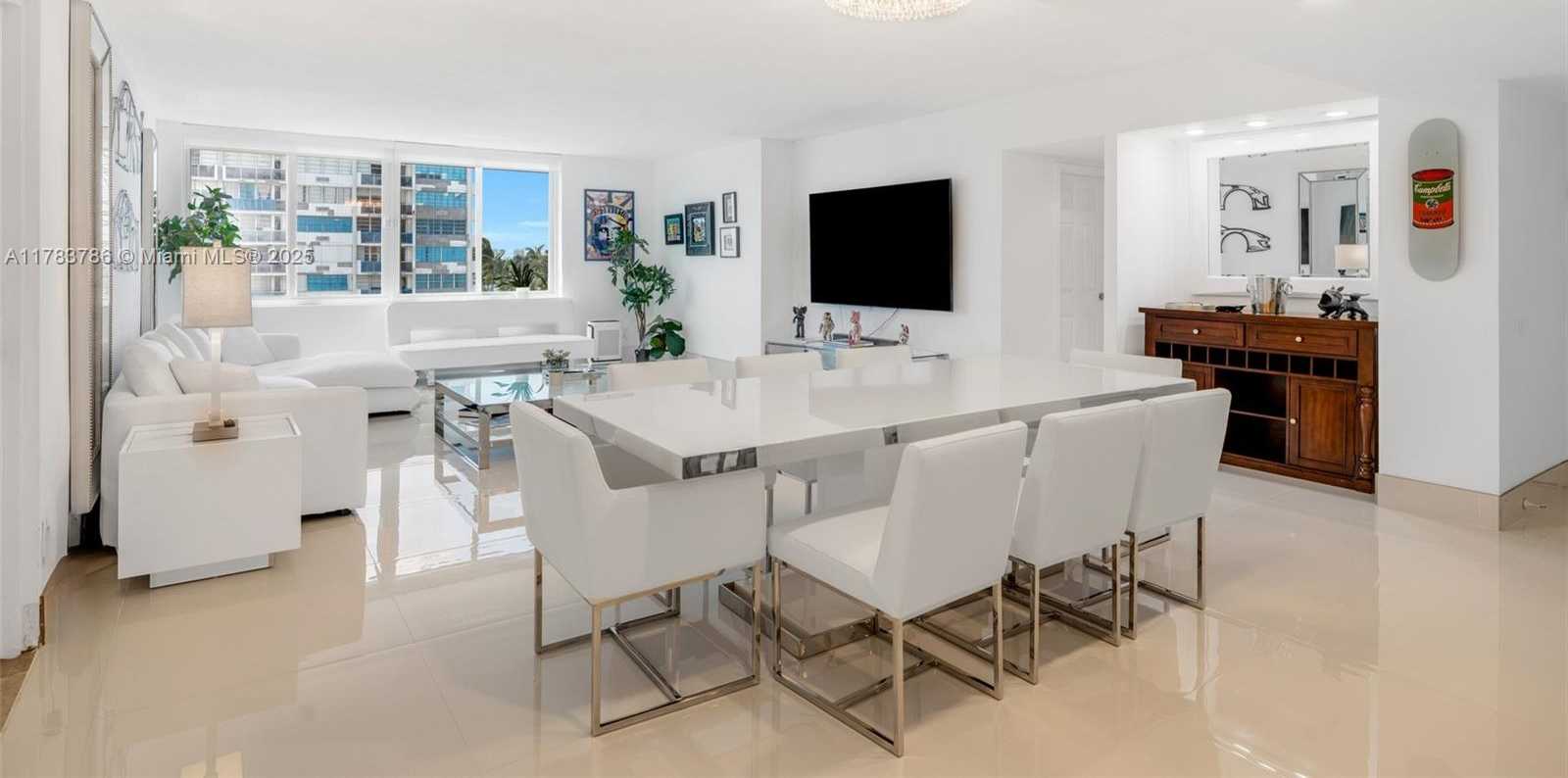 Small Image of 5401 COLLINS AVE #334, Miami Beach Number 5