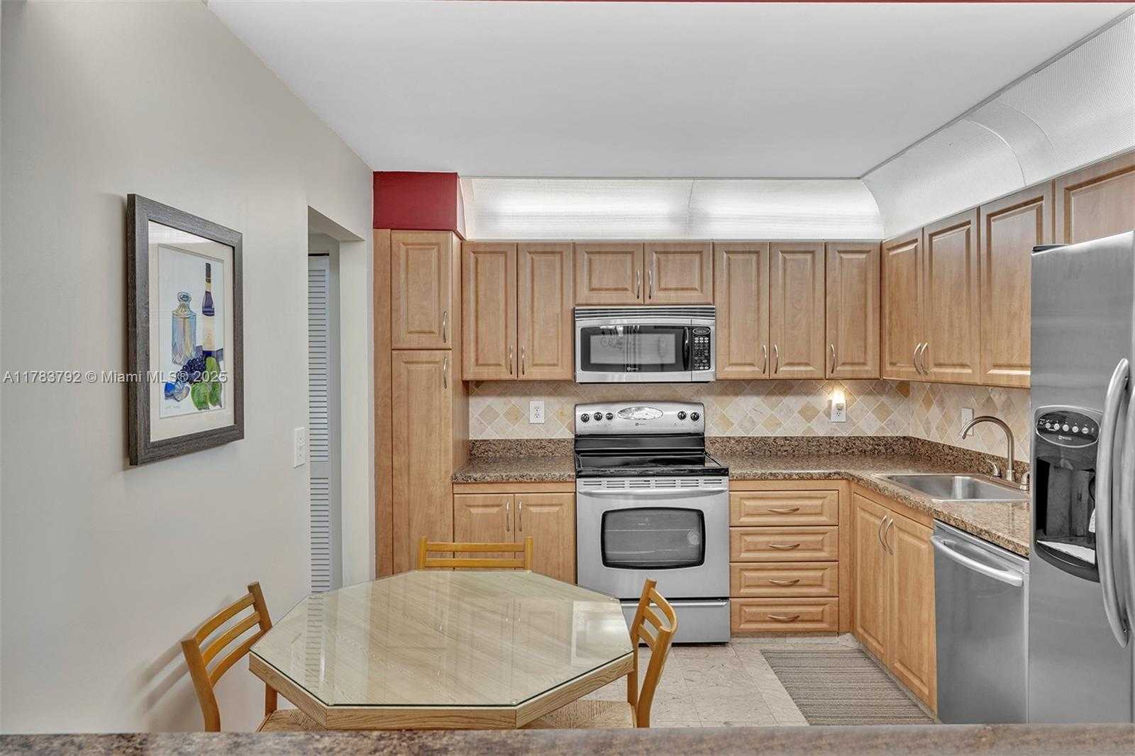 Small Image of 2401 SOUTH OCEAN DR #1107, Hollywood Number 27