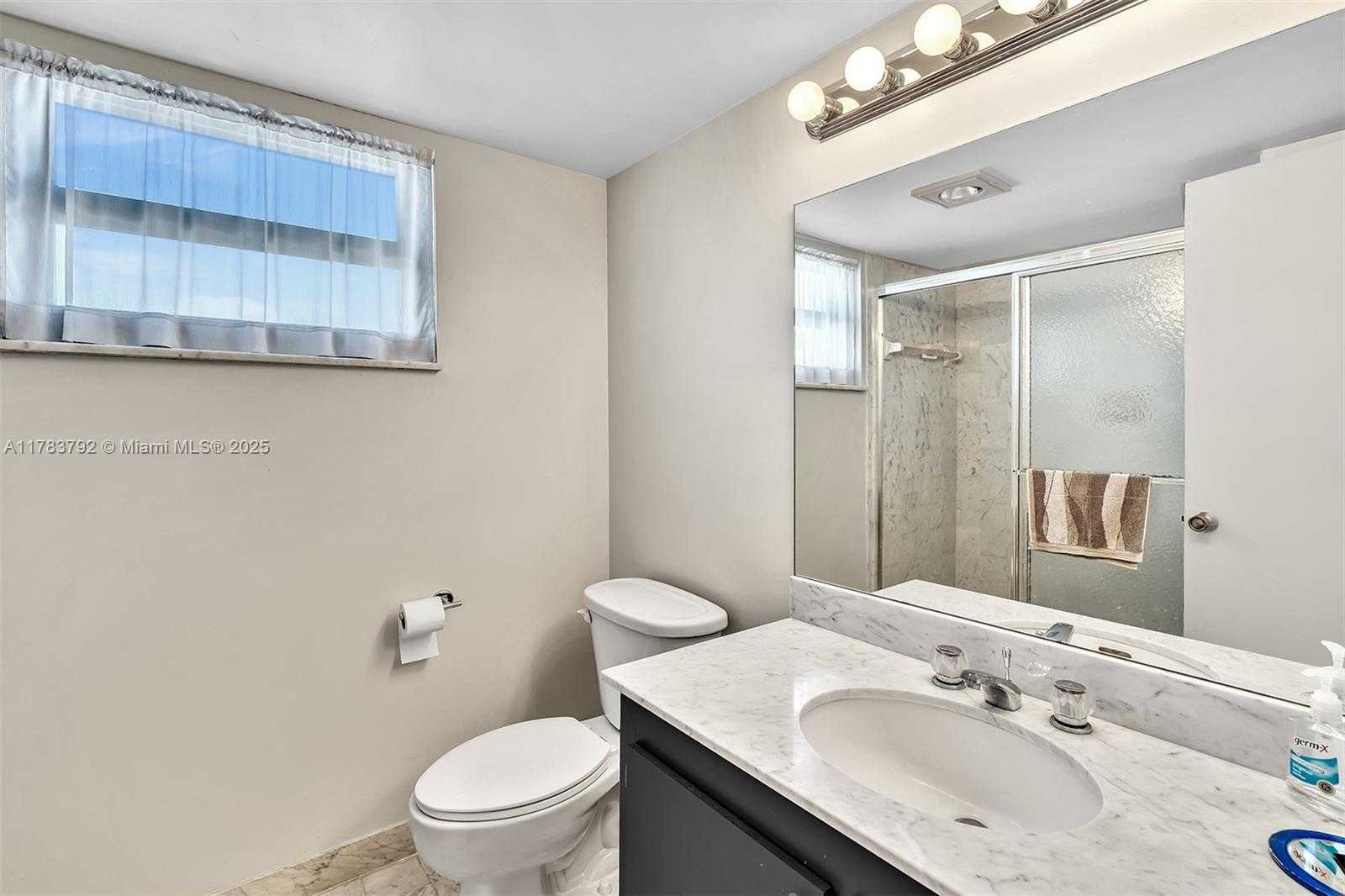 Small Image of 2401 SOUTH OCEAN DR #1107, Hollywood Number 37