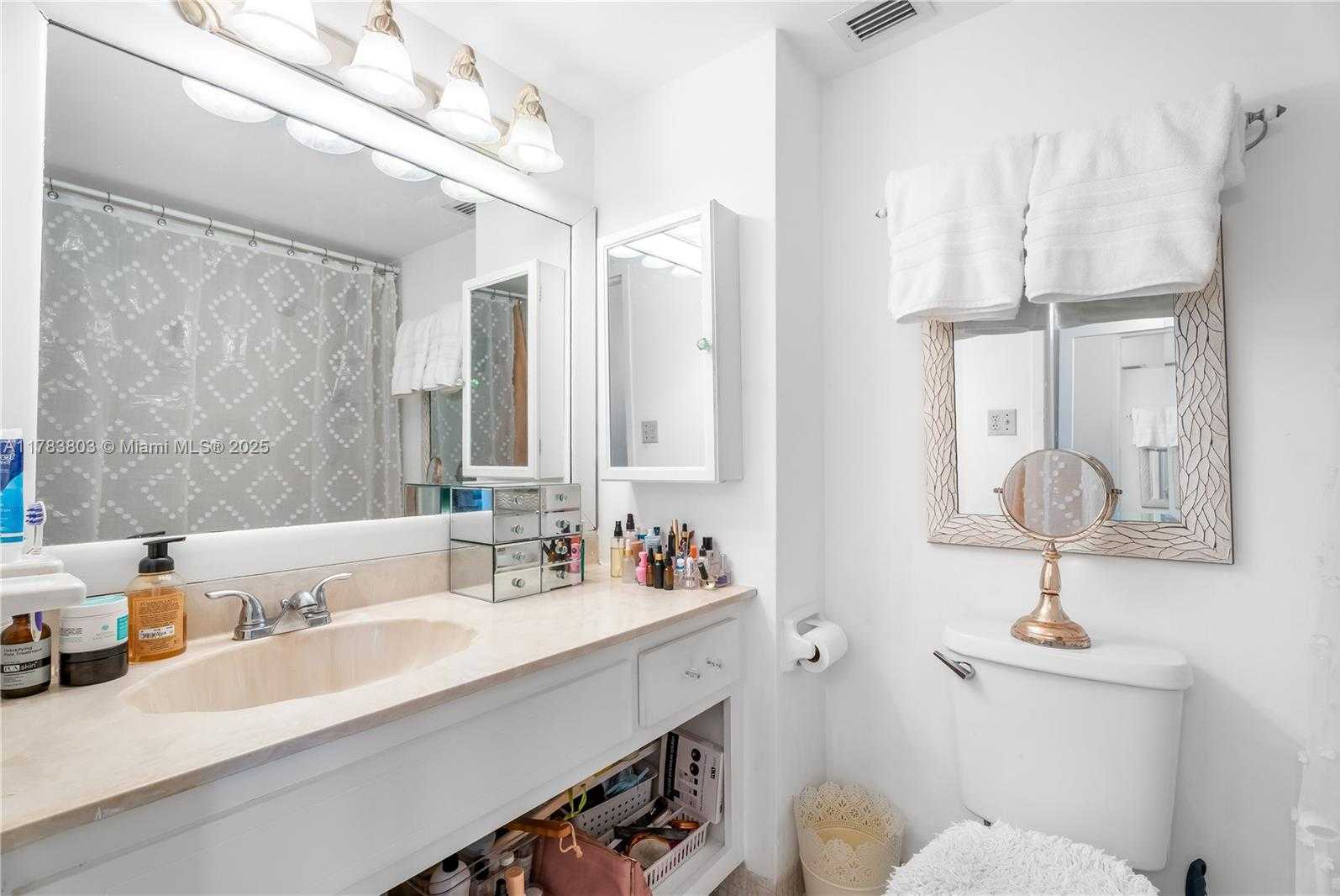 Small Image of 800 WEST AVE #502, Miami Beach Number 12