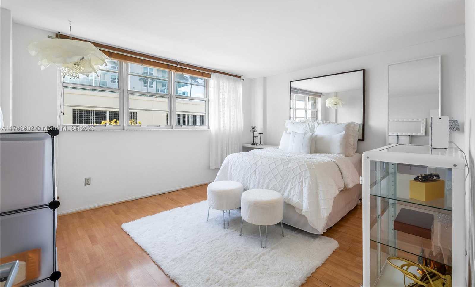 Small Image of 800 WEST AVE #502, Miami Beach Number 9