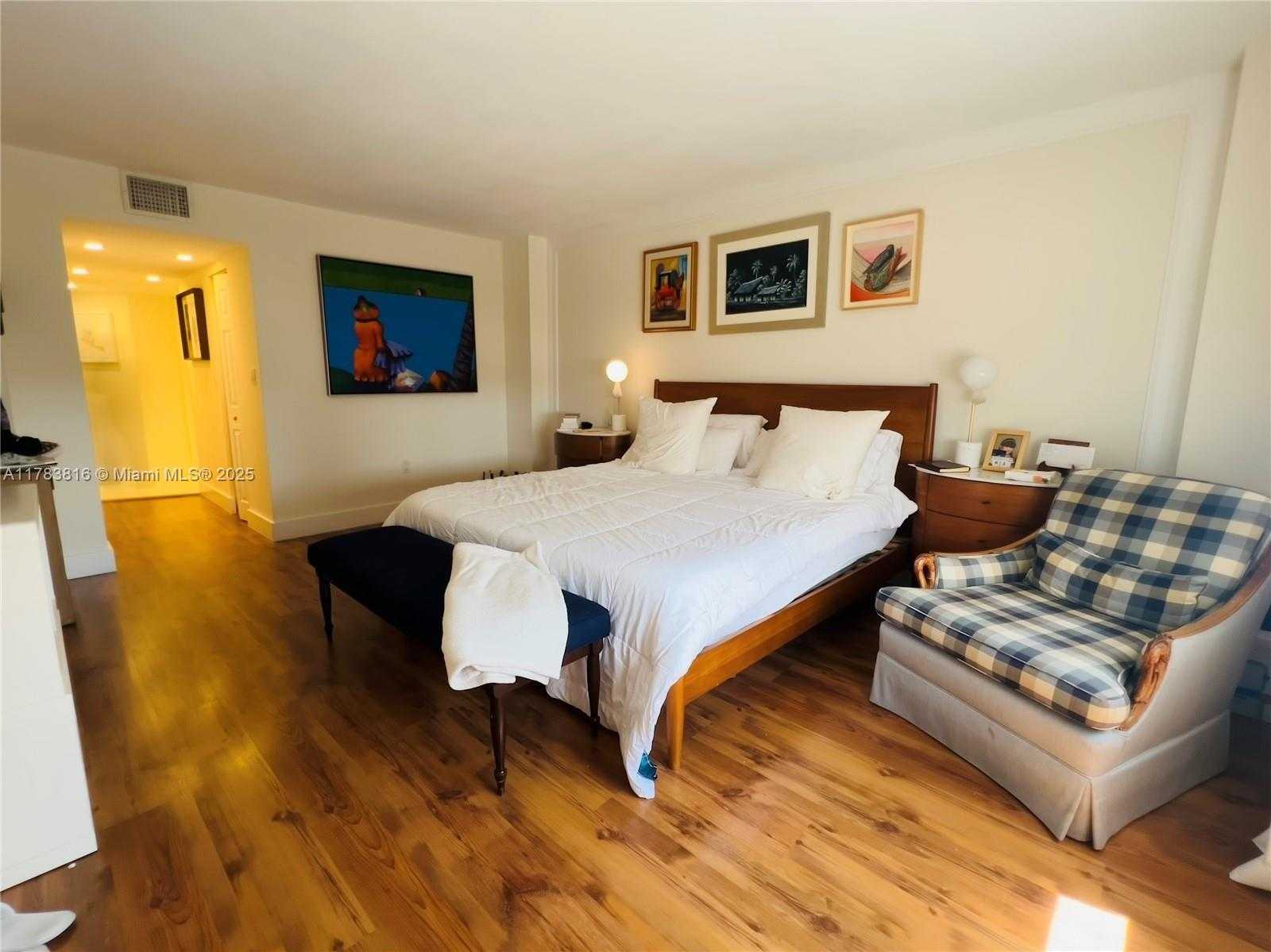 Small Image of 2333 BRICKELL AVE #1516, Miami Number 21