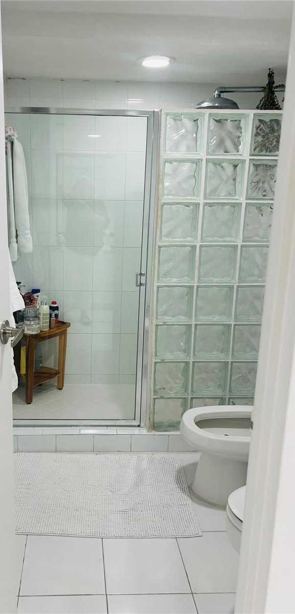 Small Image of 2333 BRICKELL AVE #1516, Miami Number 24