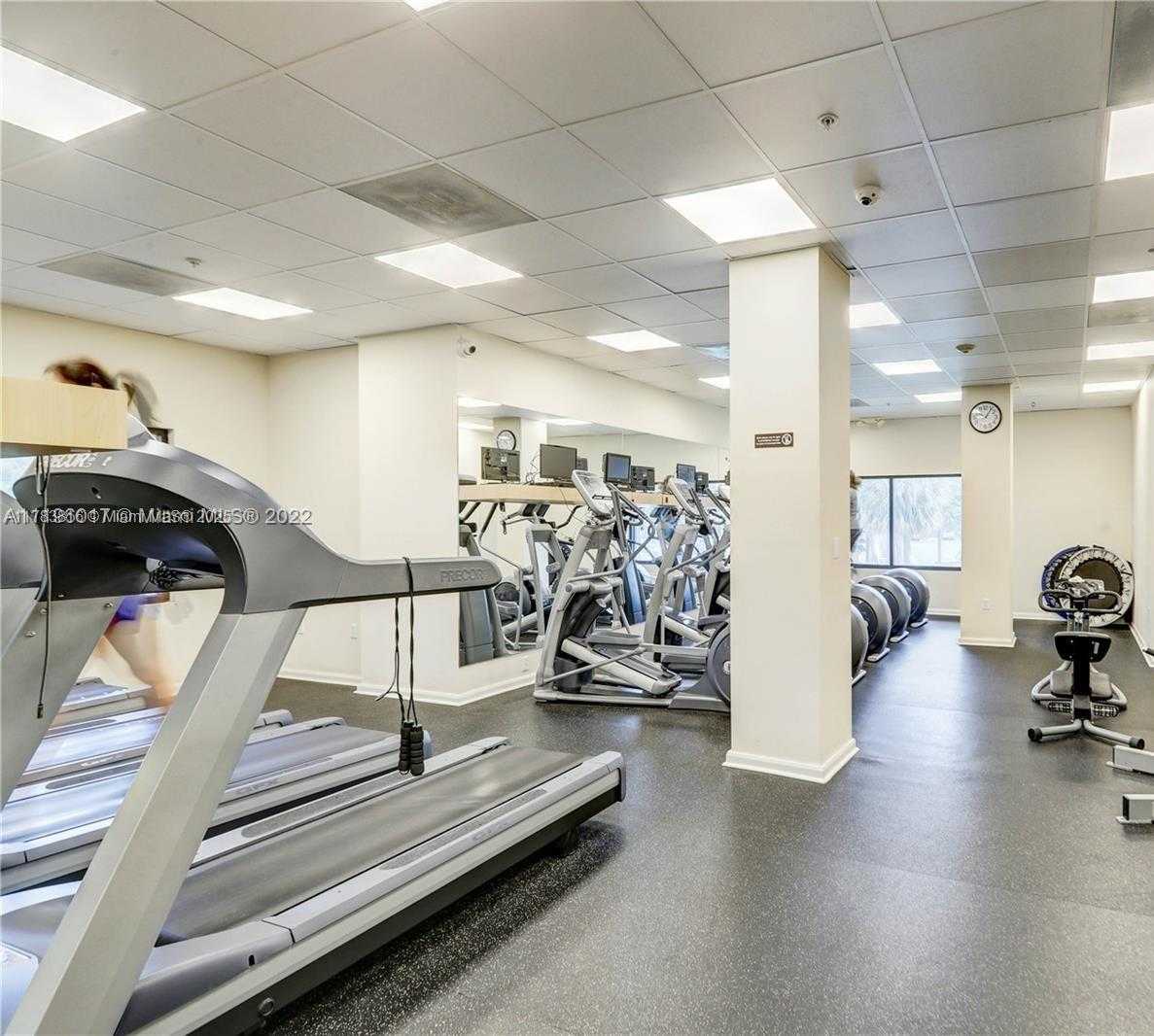 Small Image of 2333 BRICKELL AVE #1516, Miami Number 9