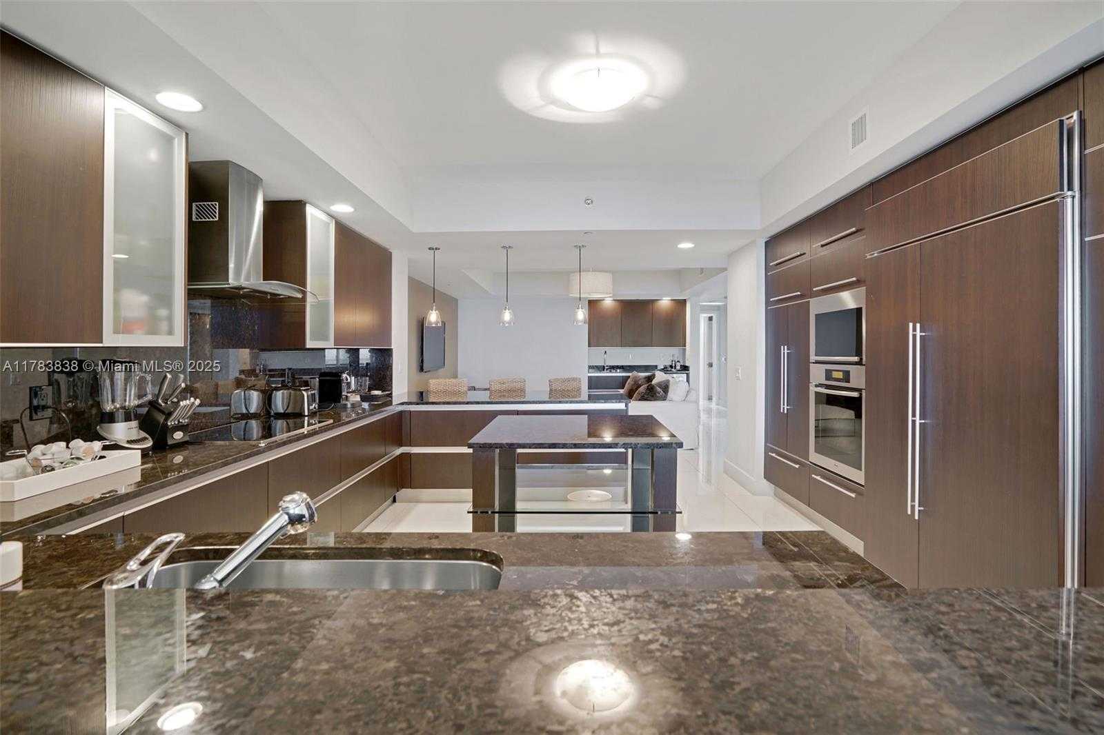 Small Image of 2711 SOUTH OCEAN DR #2803, Hollywood Number 14