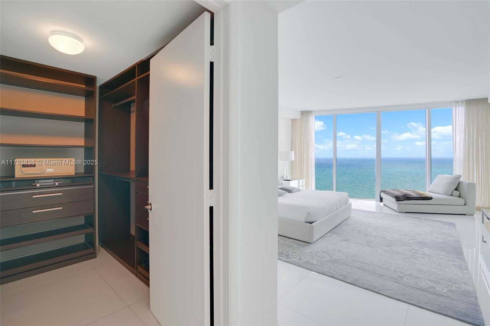 Small Image of 2711 SOUTH OCEAN DR #2803, Hollywood Number 24