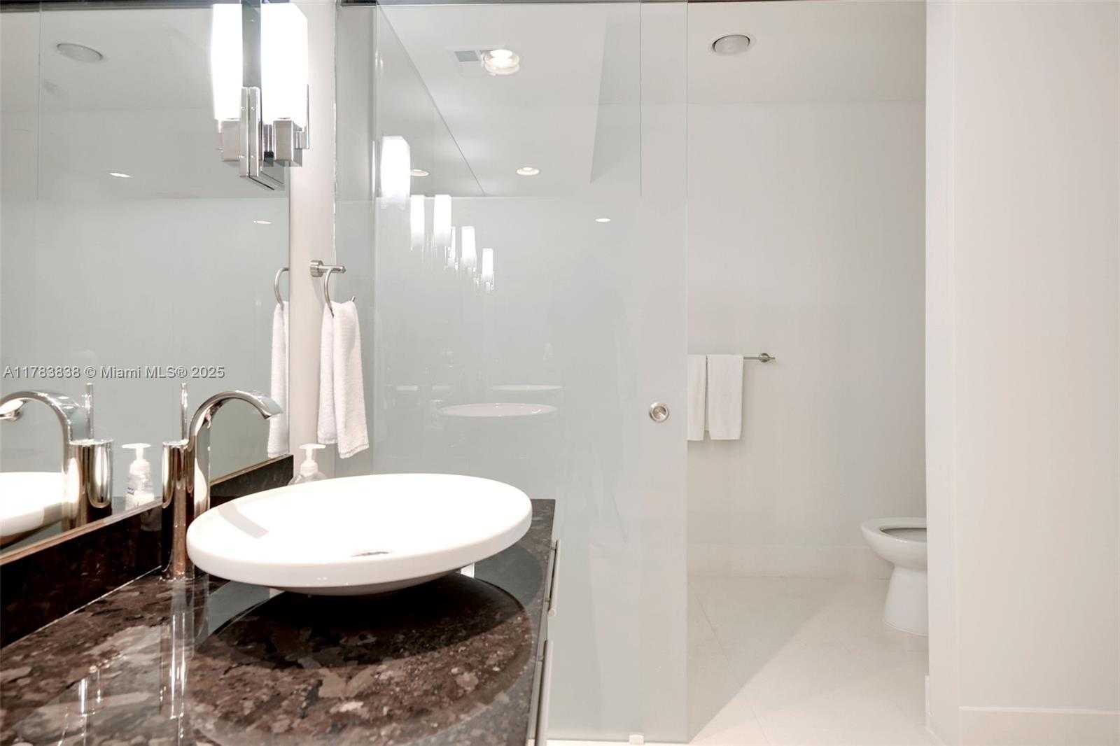 Small Image of 2711 SOUTH OCEAN DR #2803, Hollywood Number 25