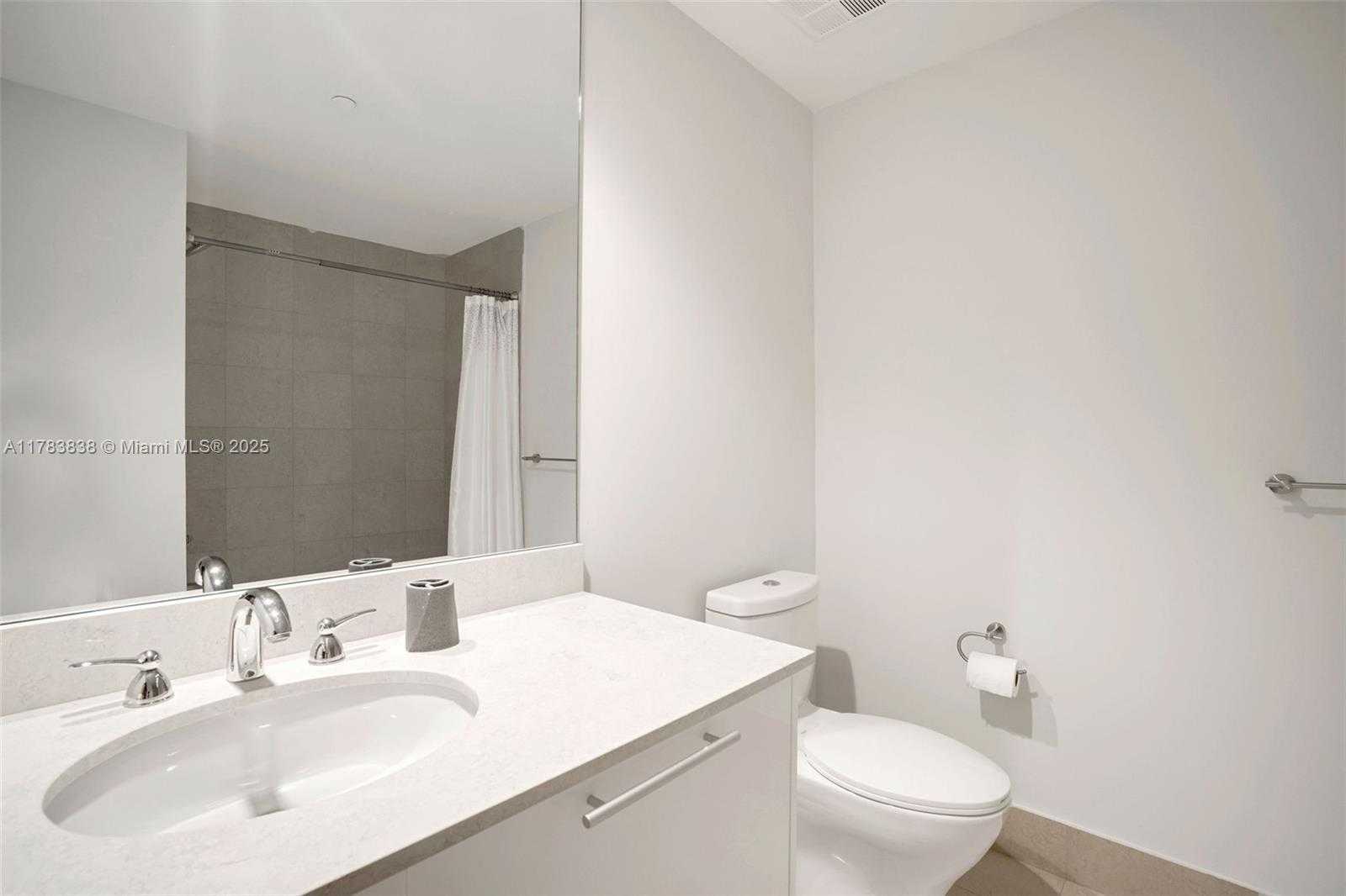 Small Image of 2711 SOUTH OCEAN DR #2803, Hollywood Number 33