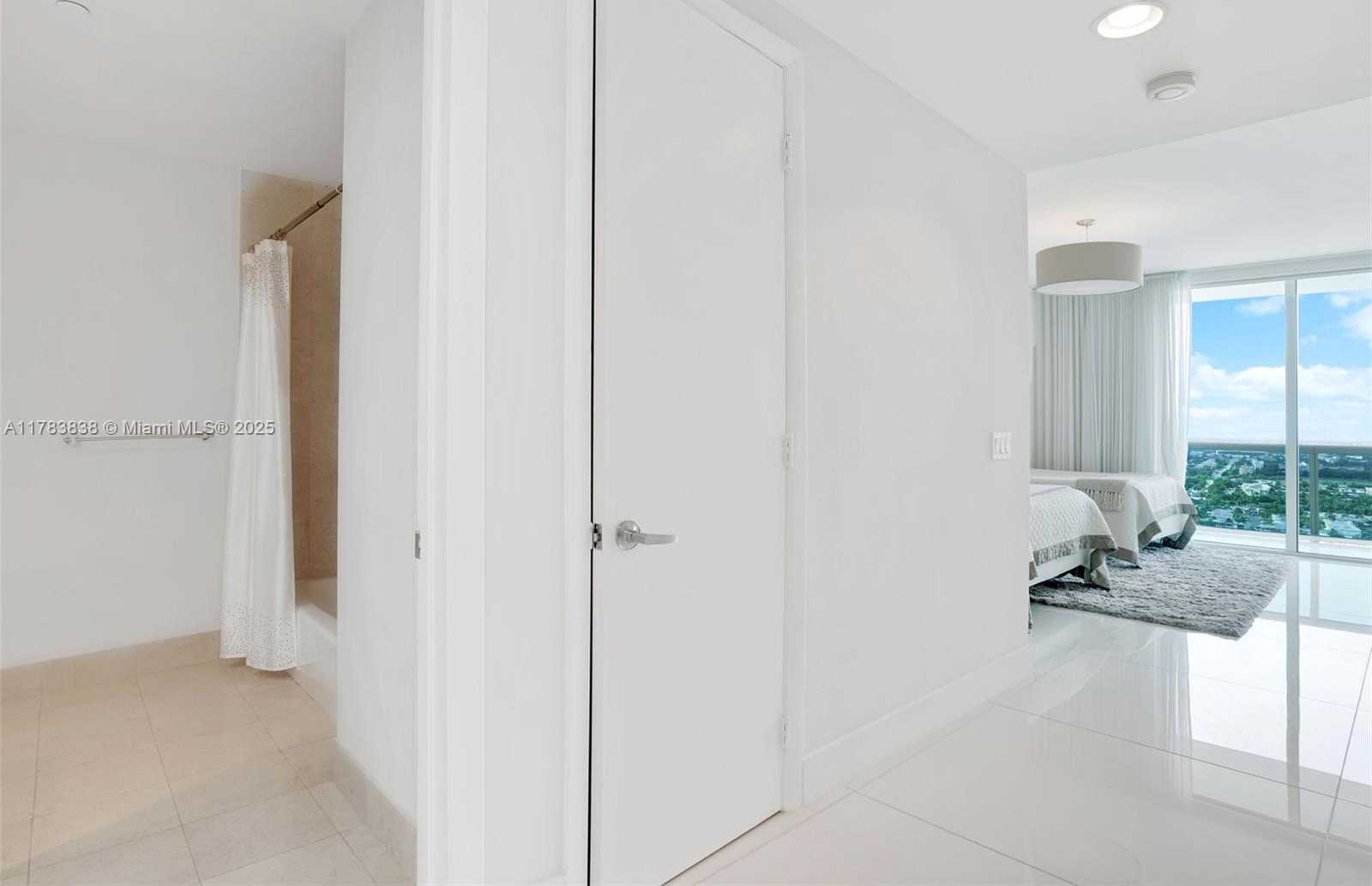 Small Image of 2711 SOUTH OCEAN DR #2803, Hollywood Number 34