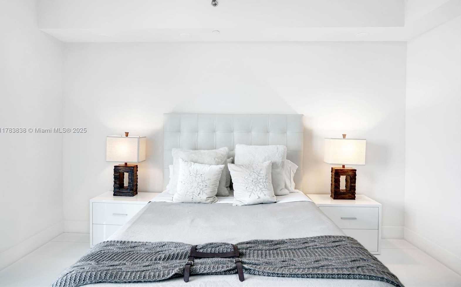 Small Image of 2711 SOUTH OCEAN DR #2803, Hollywood Number 38
