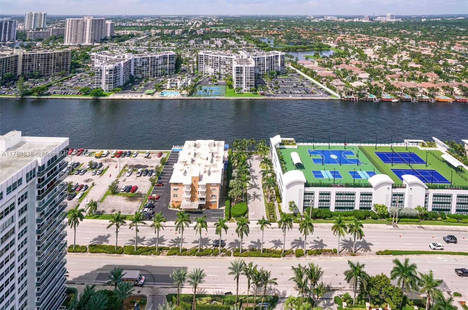 Small Image of 2711 SOUTH OCEAN DR #2803, Hollywood Number 45
