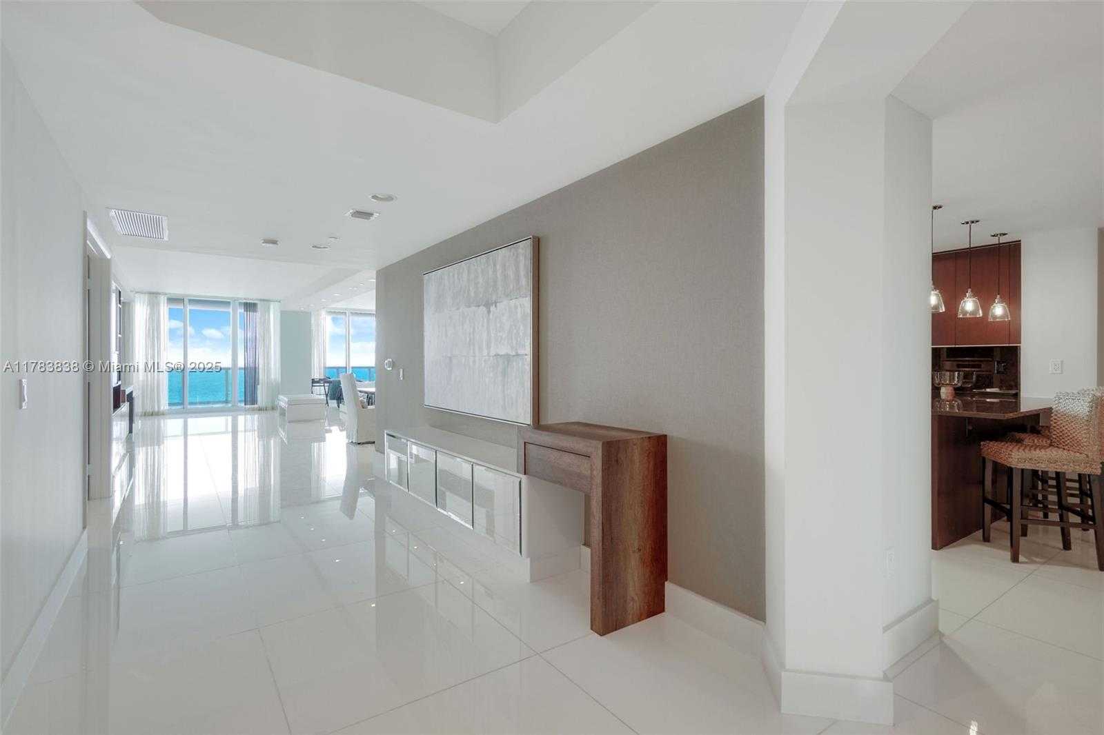 Small Image of 2711 SOUTH OCEAN DR #2803, Hollywood Number 6