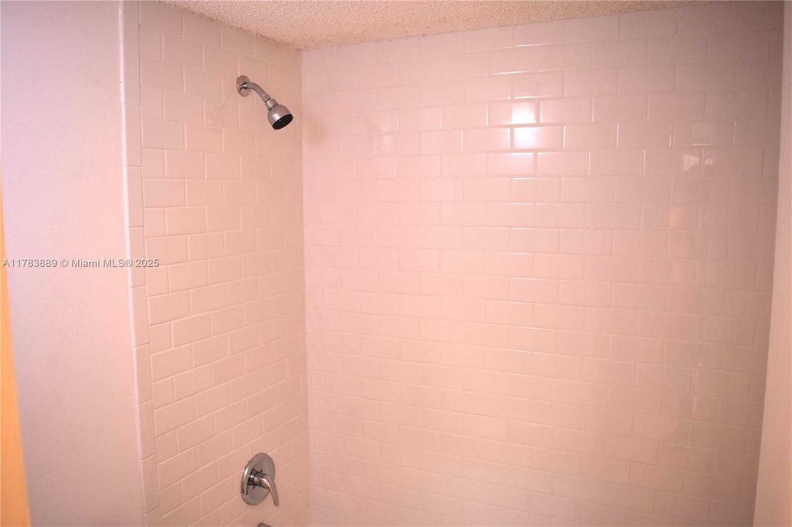 Small Image of 4401 WEST MCNAB RD #16, Pompano Beach Number 10