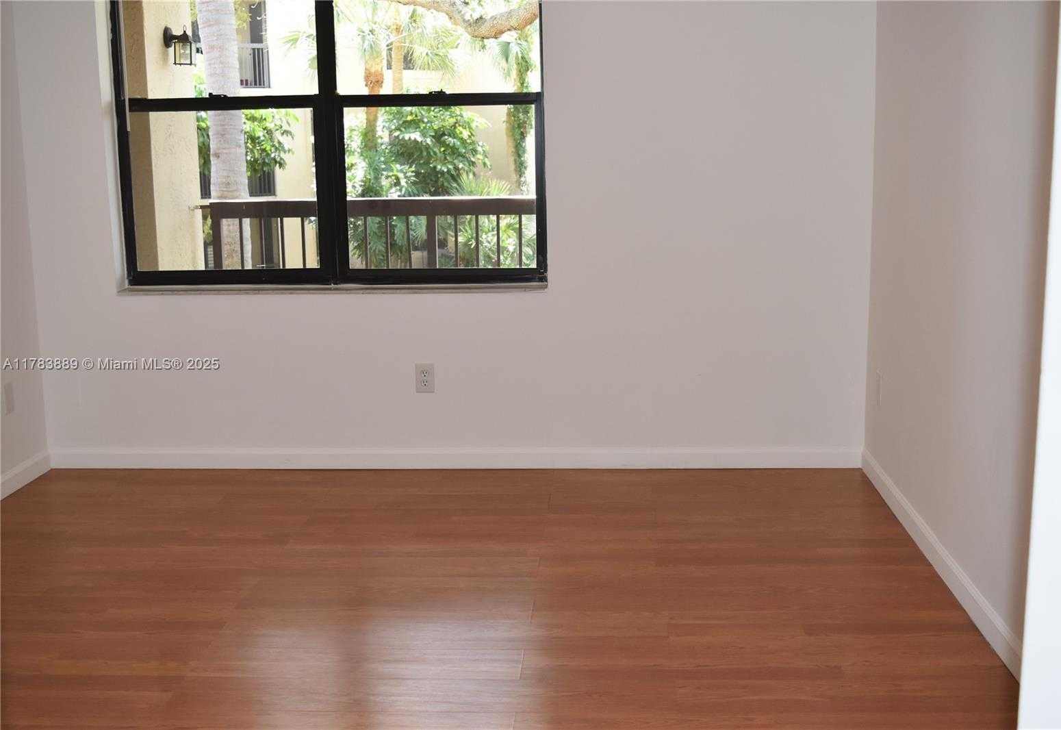 Small Image of 4401 WEST MCNAB RD #16, Pompano Beach Number 8