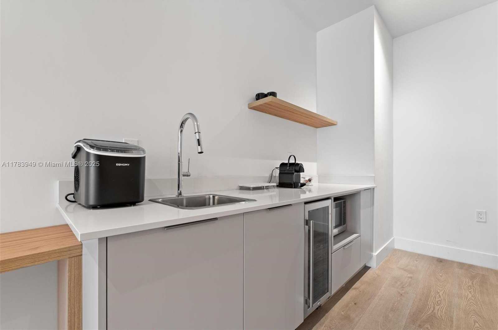 Small Image of 229 SOUTH WEST 9TH ST #608, Miami Number 10