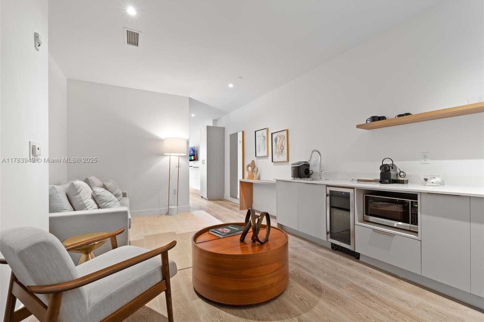 Small Image of 229 SOUTH WEST 9TH ST #608, Miami Number 14