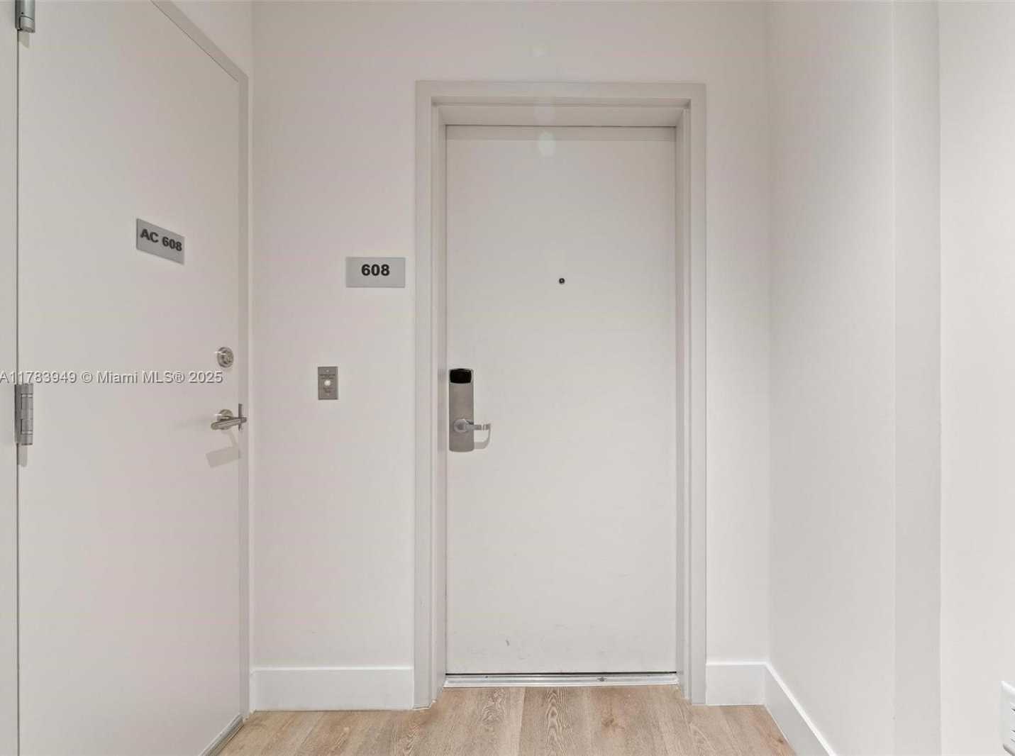 Small Image of 229 SOUTH WEST 9TH ST #608, Miami Number 18