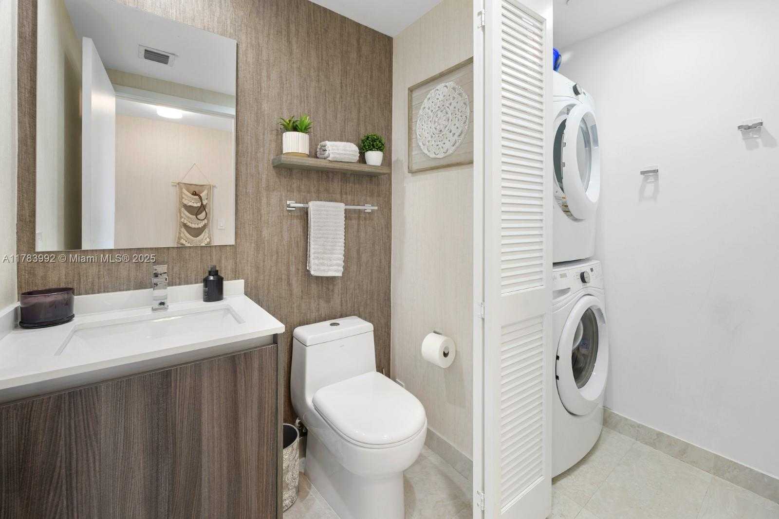 Small Image of 488 NORTH EAST 18TH ST #2000, Miami Number 12