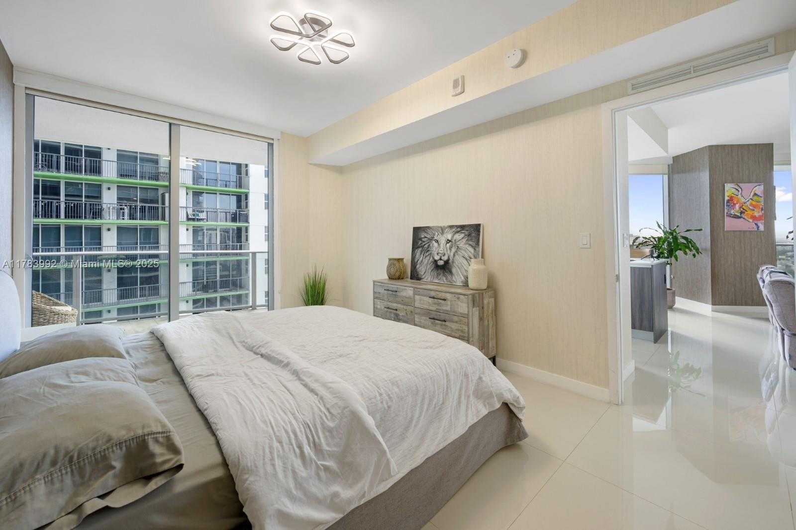 Small Image of 488 NORTH EAST 18TH ST #2000, Miami Number 21