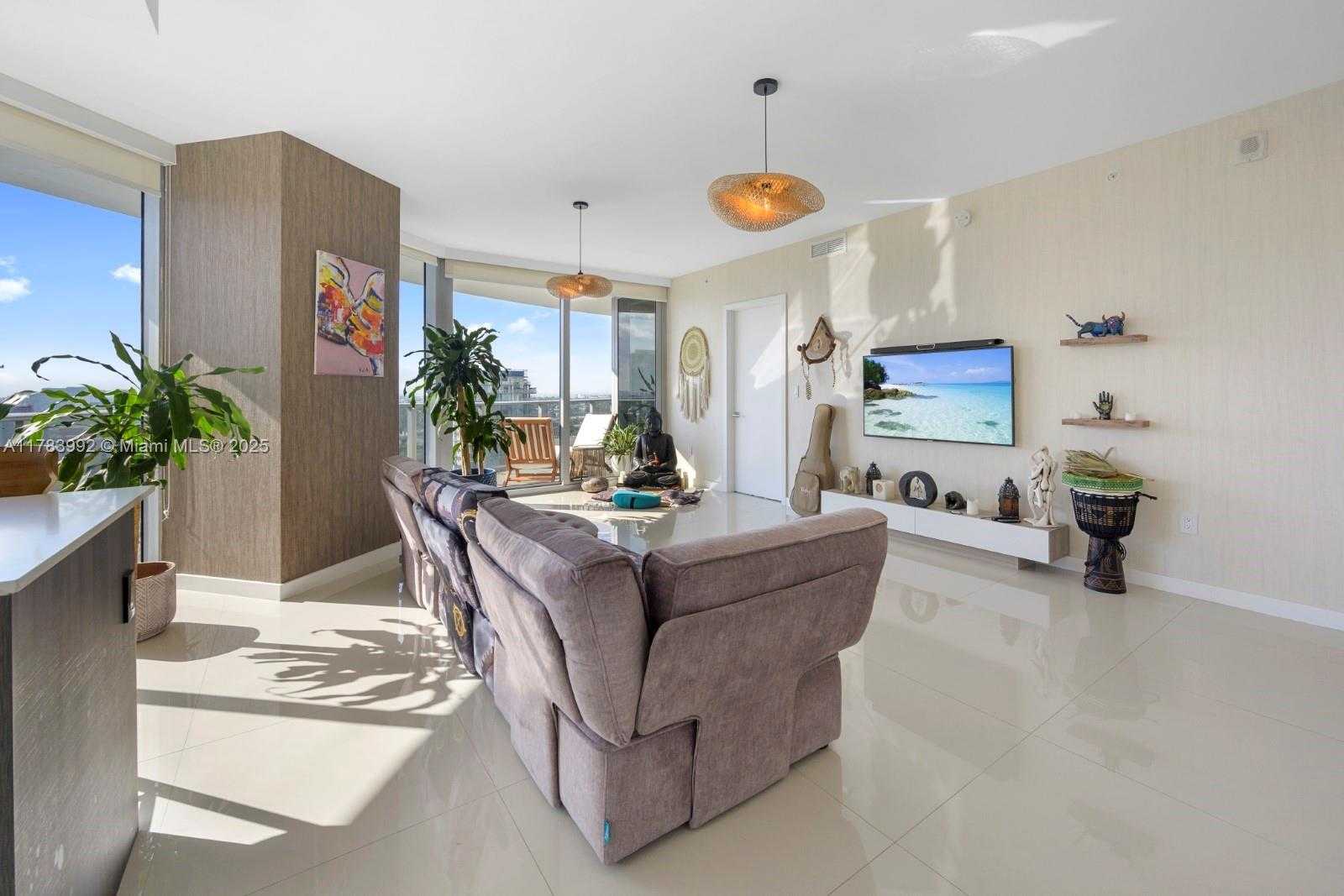 Small Image of 488 NORTH EAST 18TH ST #2000, Miami Number 7
