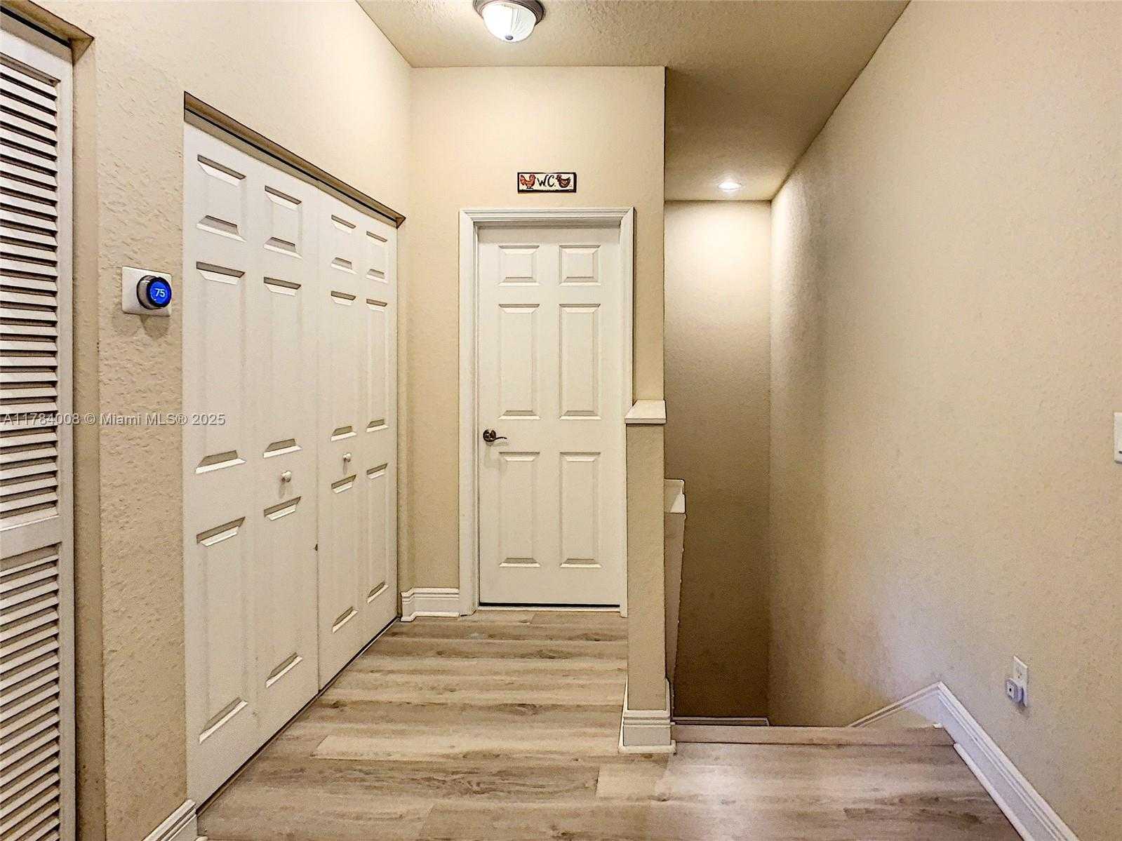 Small Image of 9145 WHISTABLE WALK, Tamarac Number 26