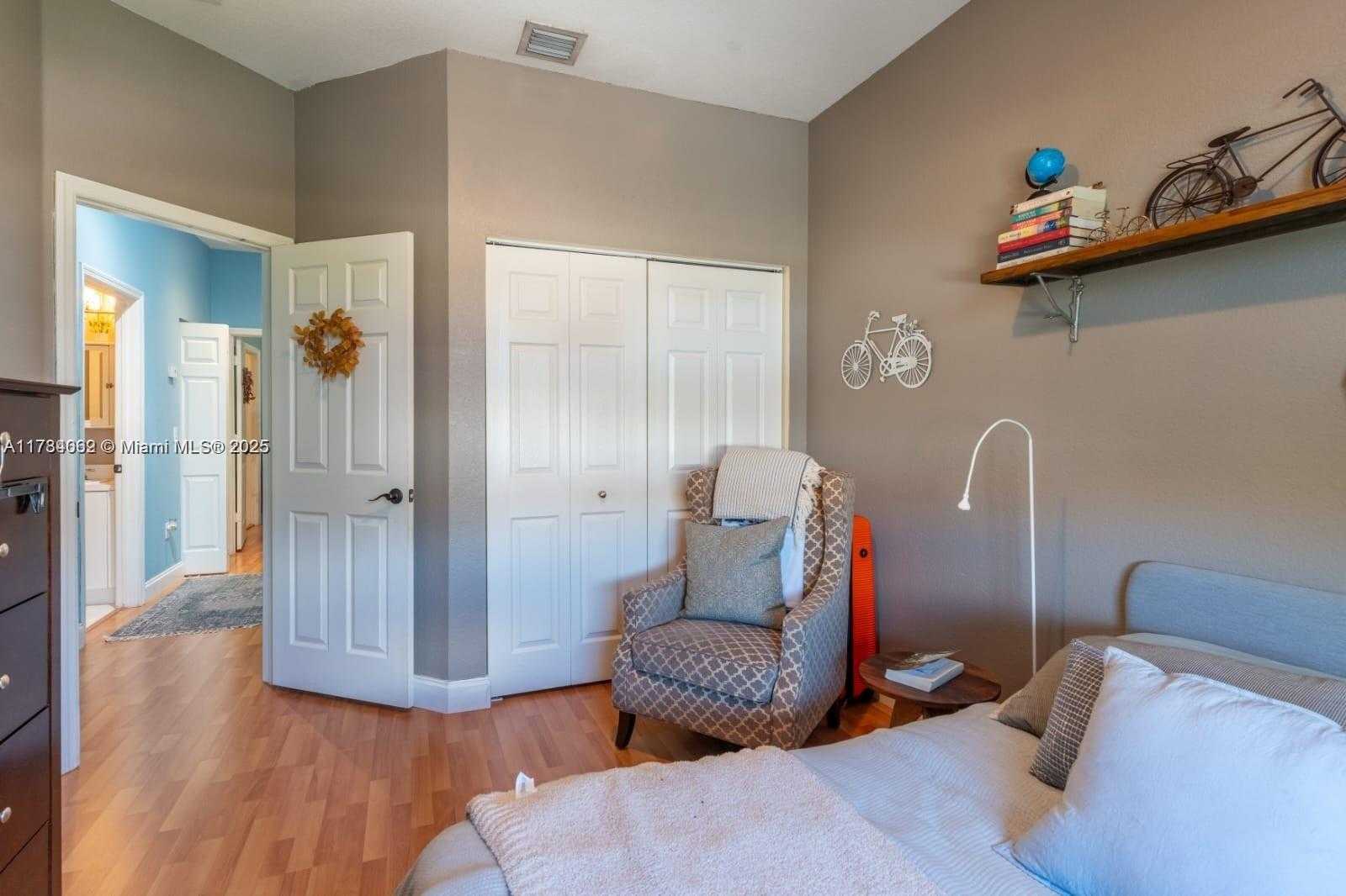 Small Image of 9320 SOUTH WEST 220TH TER, Cutler Bay Number 14