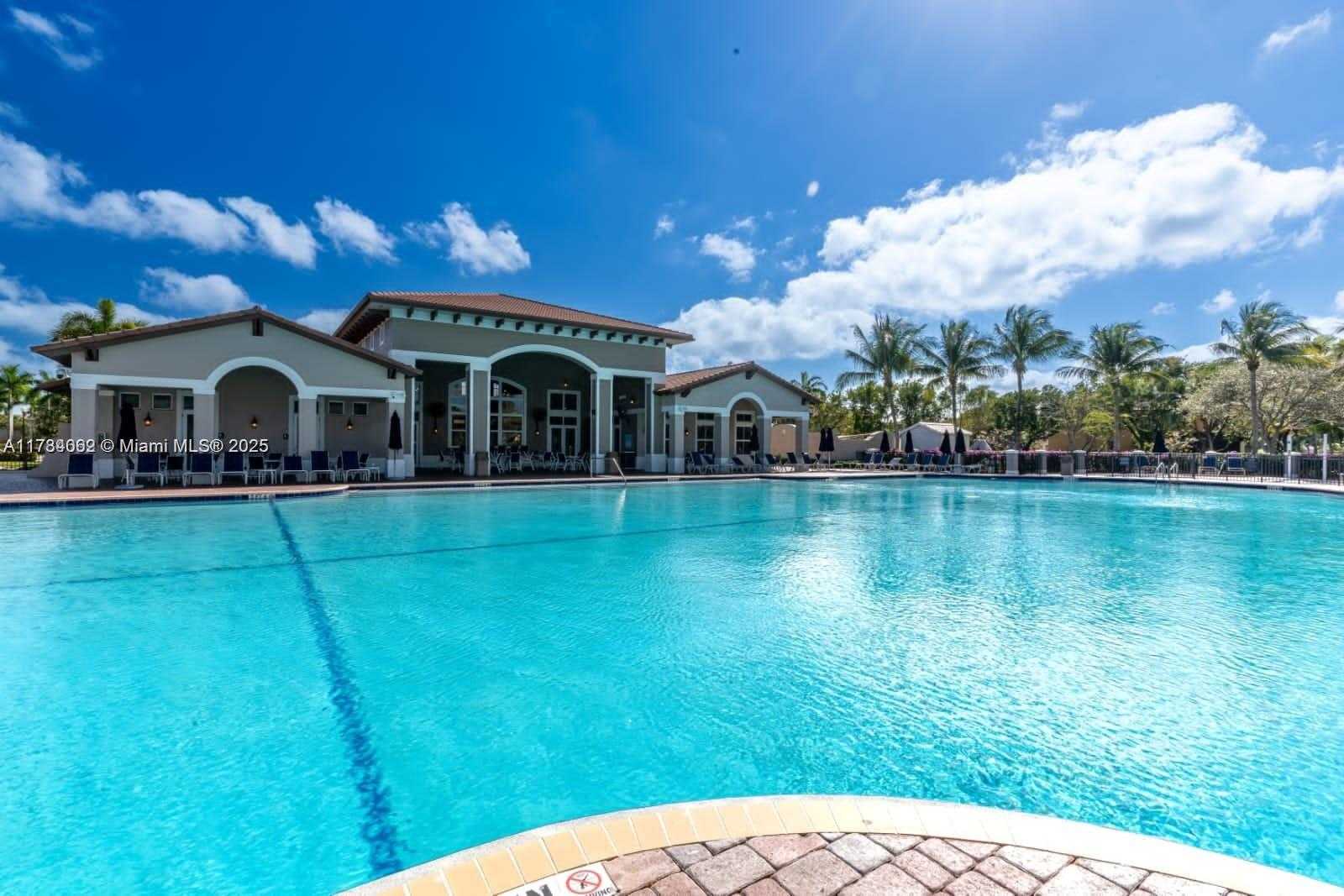 Small Image of 9320 SOUTH WEST 220TH TER, Cutler Bay Number 21
