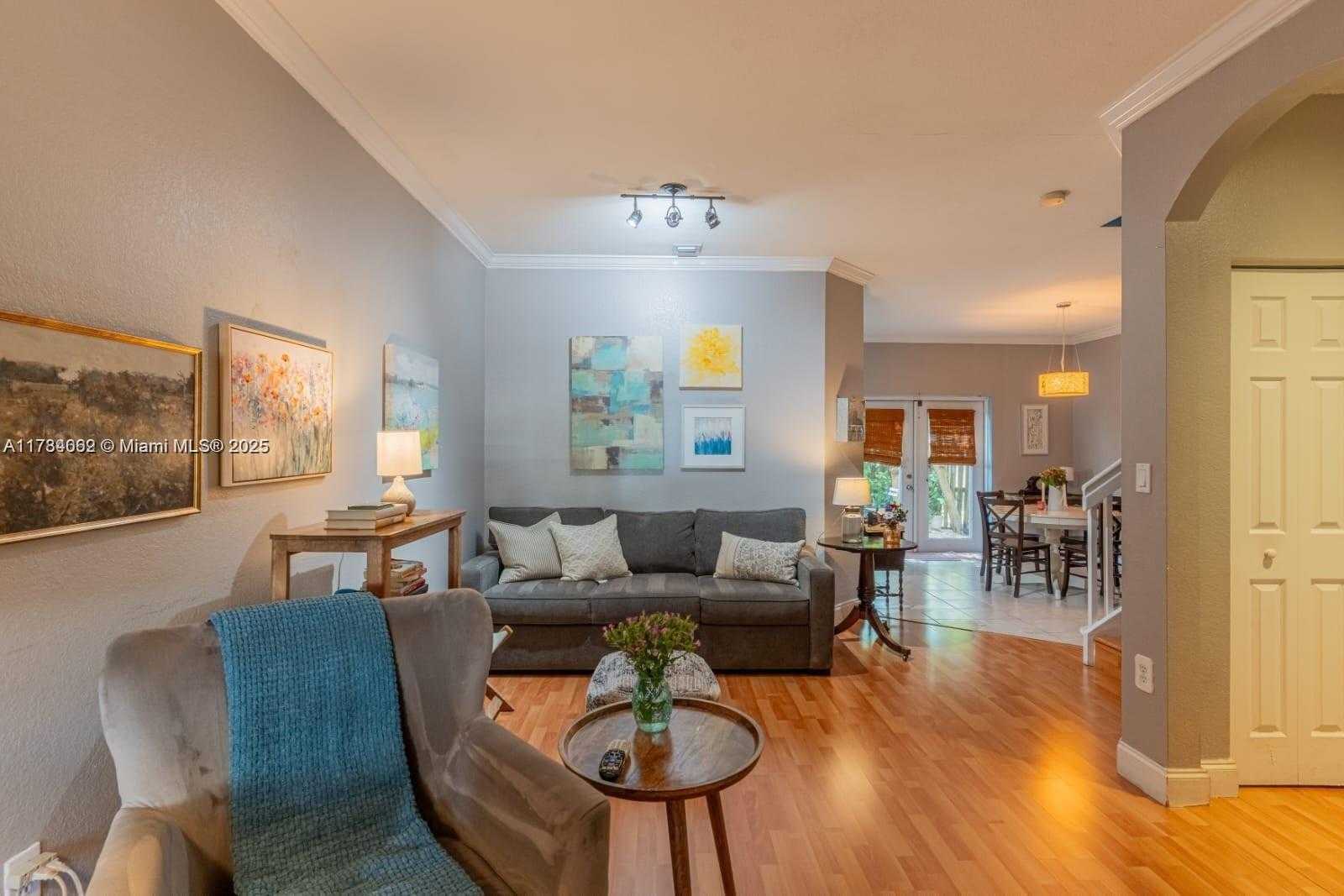 Small Image of 9320 SOUTH WEST 220TH TER, Cutler Bay Number 4