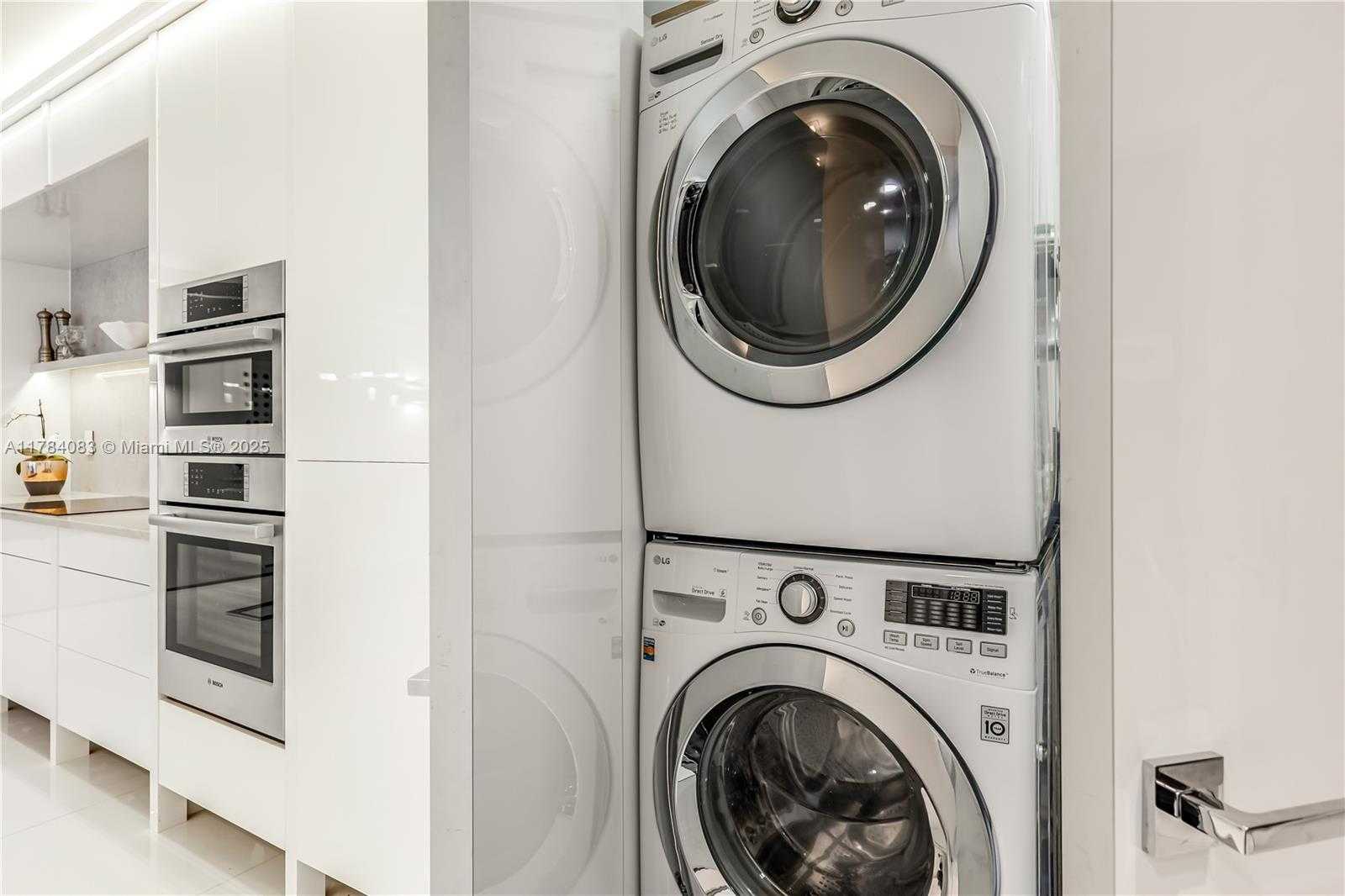 Small Image of 10205 COLLINS AVE #1106, Bal Harbour Number 14