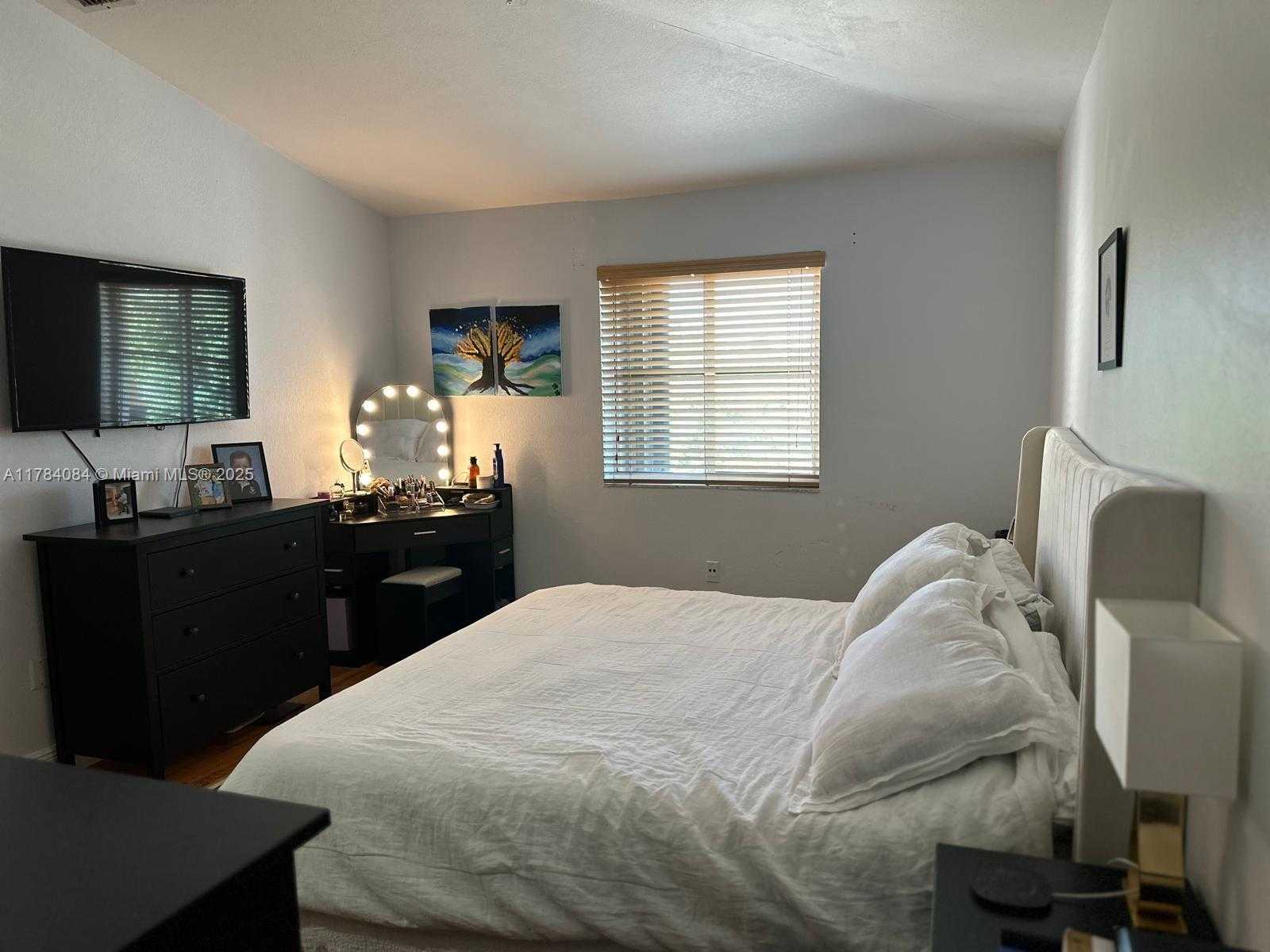 Small Image of 8912 WEST FLAGLER ST #217, Miami Number 33