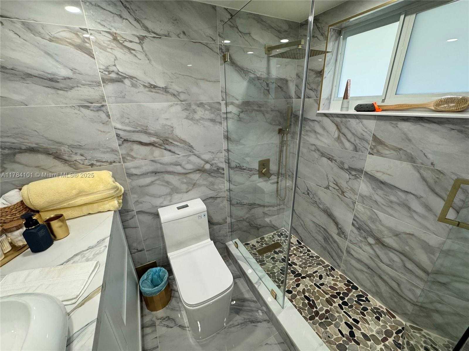 Small Image of 7904 WEST DR #903, North Bay Village Number 5