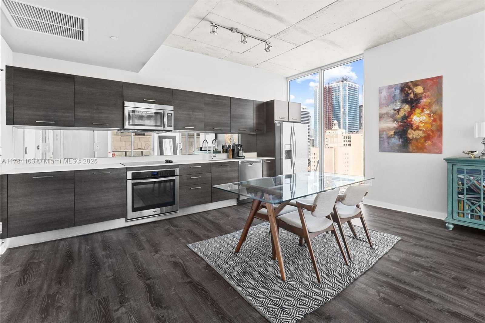 Small Image of 151 SOUTH EAST 1ST ST #1402, Miami Number 11