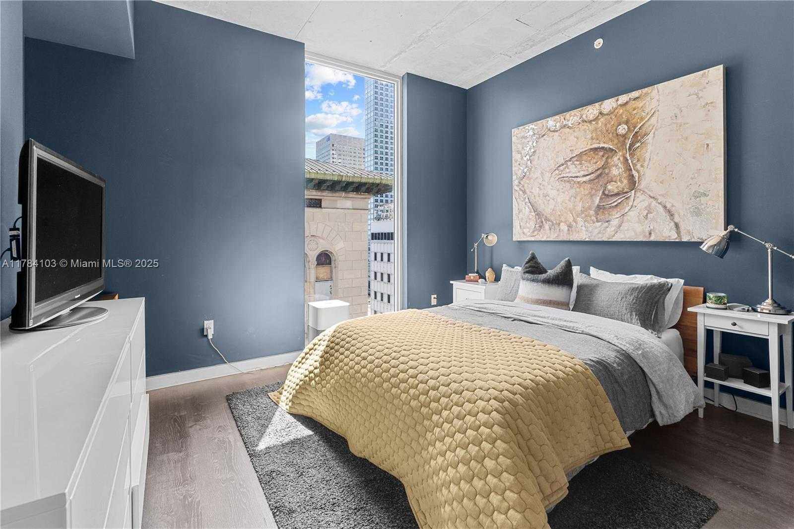 Small Image of 151 SOUTH EAST 1ST ST #1402, Miami Number 2
