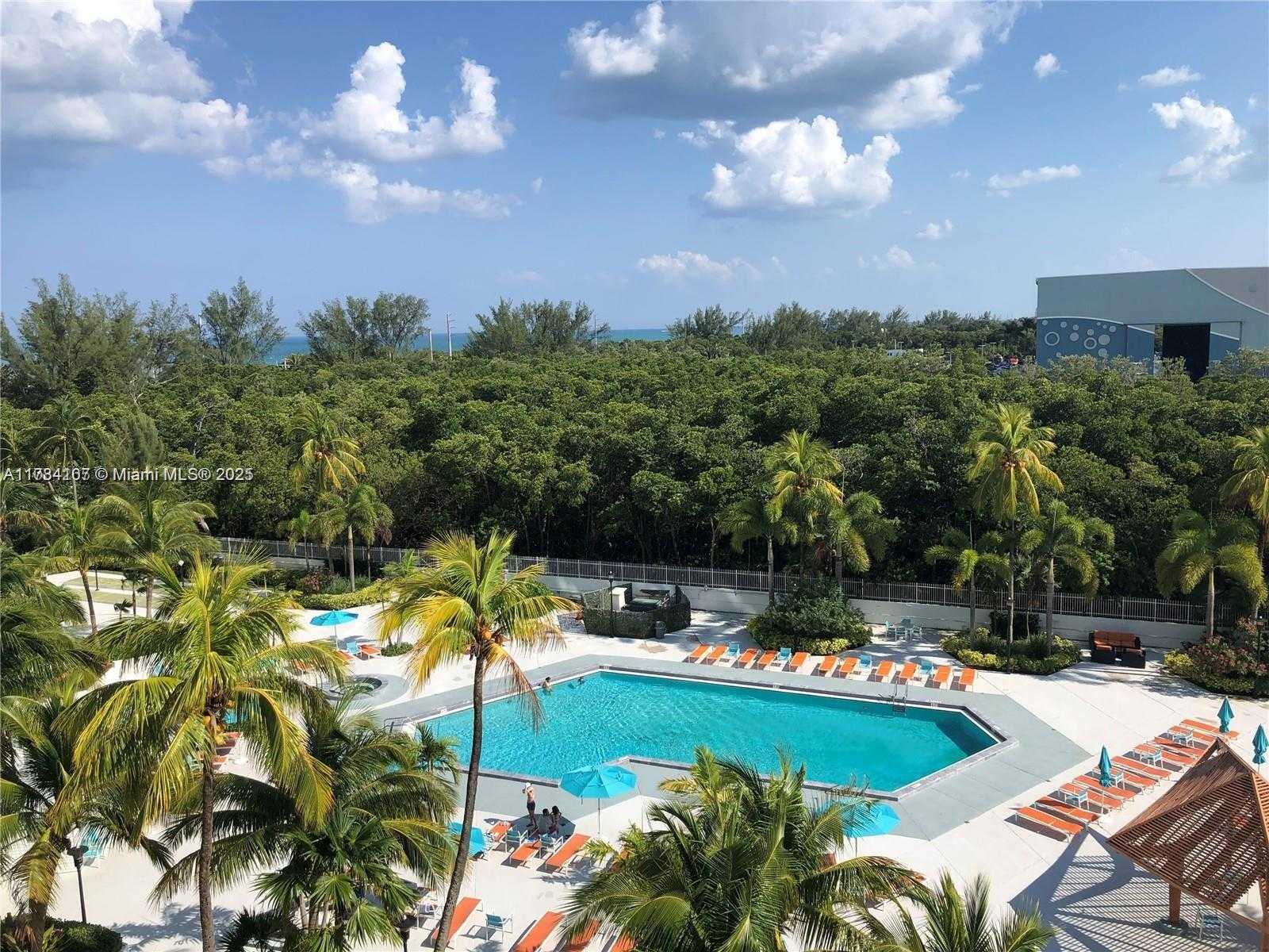 Small Image of 100 BAYVIEW DR #503, Sunny Isles Beach Number 23