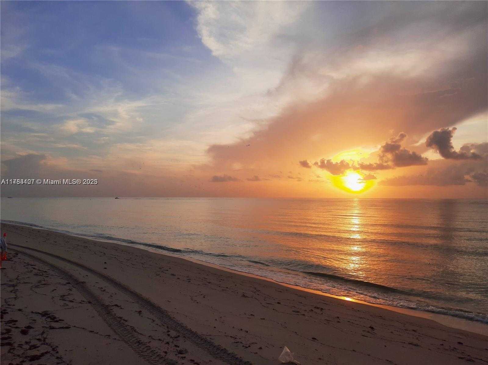 Small Image of 100 BAYVIEW DR #503, Sunny Isles Beach Number 24