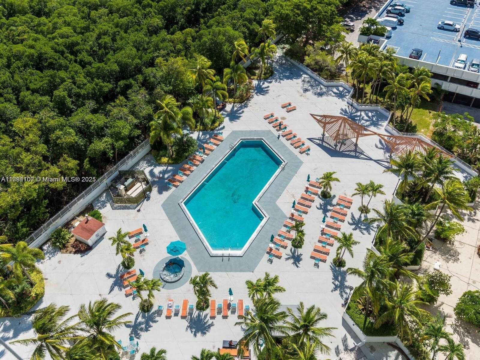 Small Image of 100 BAYVIEW DR #503, Sunny Isles Beach Number 36