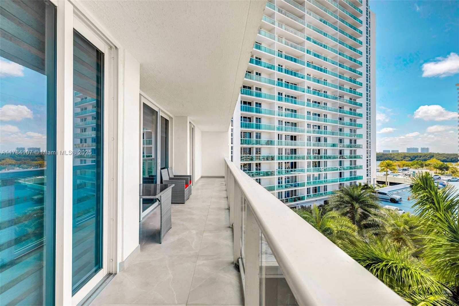 Small Image of 100 BAYVIEW DR #503, Sunny Isles Beach Number 40