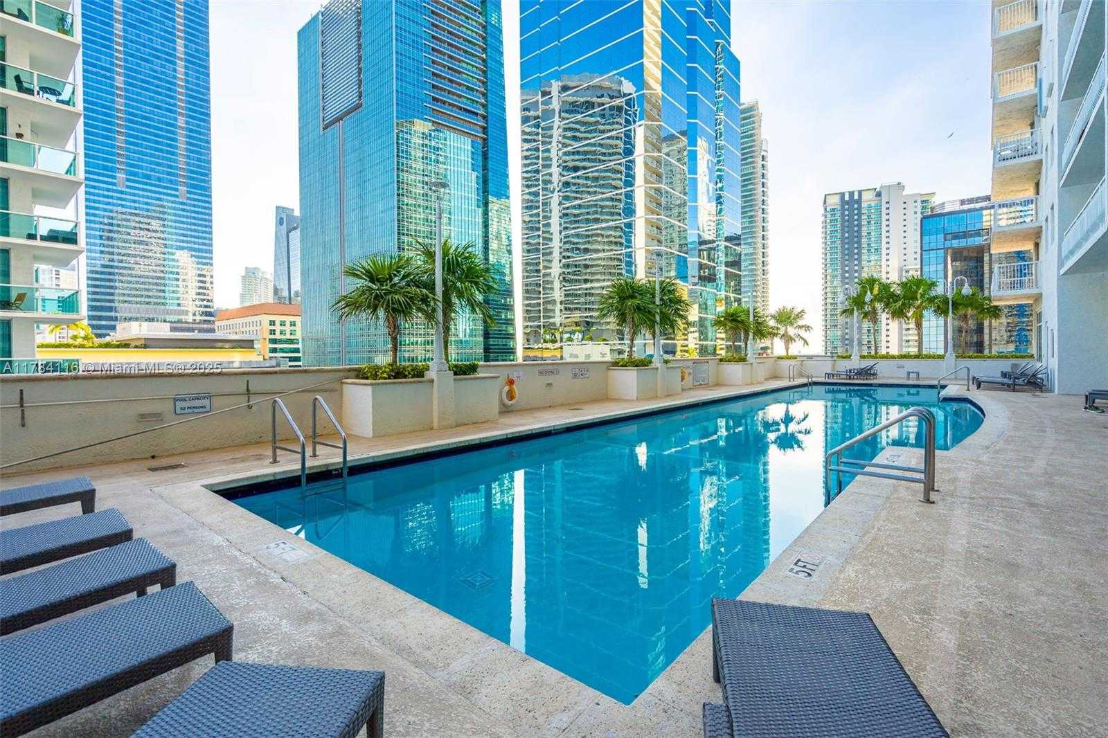 Small Image of 1200 BRICKELL BAY DR #1723, Miami Number 23