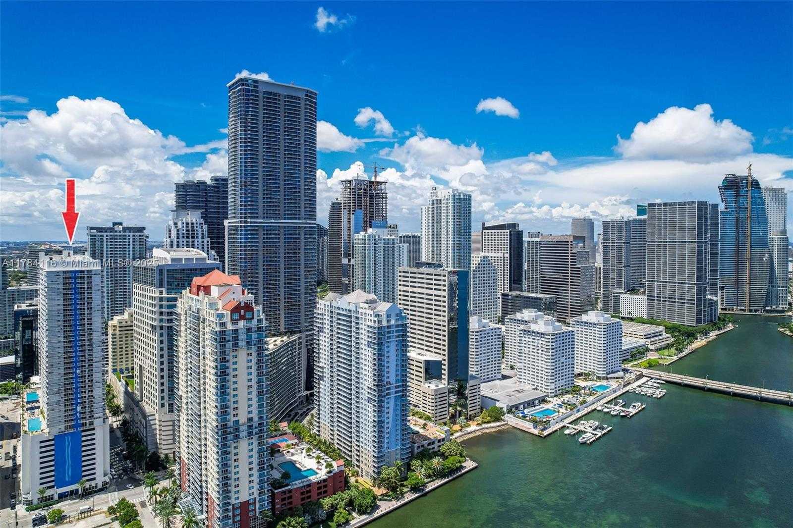 Small Image of 1200 BRICKELL BAY DR #1723, Miami Number 36