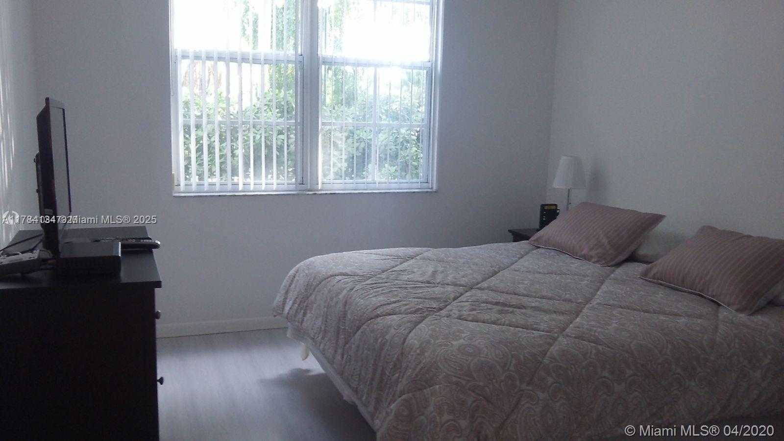 Small Image of 19501 EAST COUNTRY CLUB DR #104, Aventura Number 6