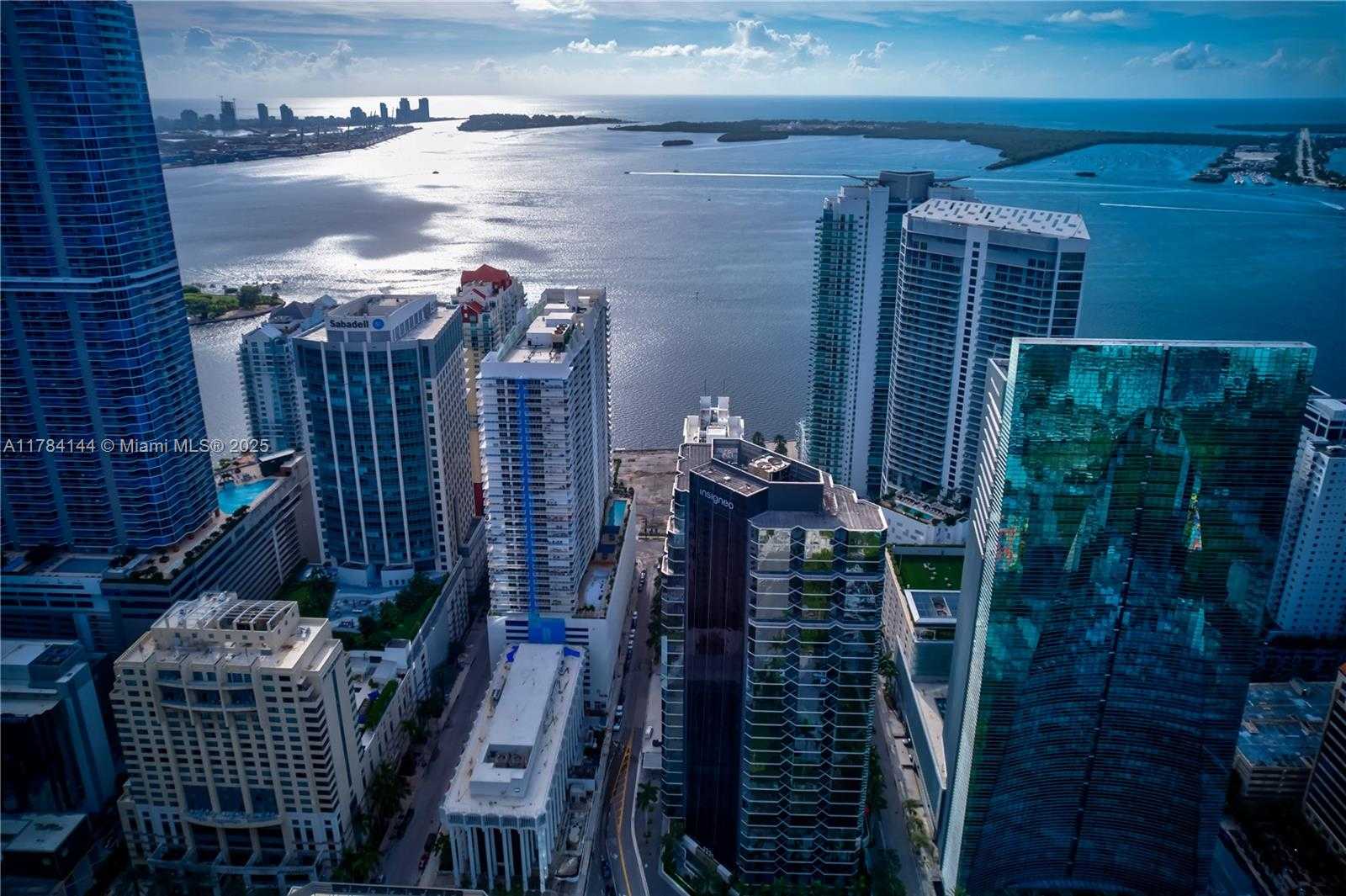 Small Image of 1250 SOUTH MIAMI AVE #2802, Miami Number 12