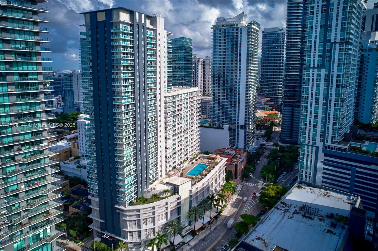 Small Image of 1250 SOUTH MIAMI AVE #2802, Miami Number 19