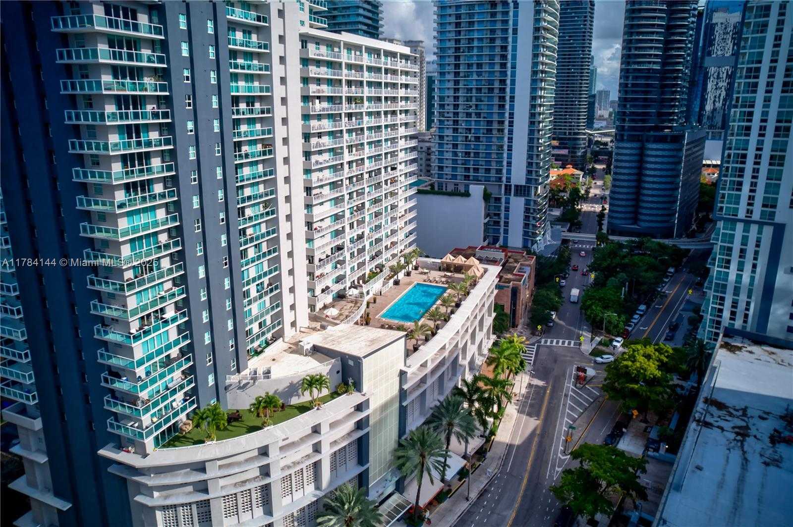 Small Image of 1250 SOUTH MIAMI AVE #2802, Miami Number 20