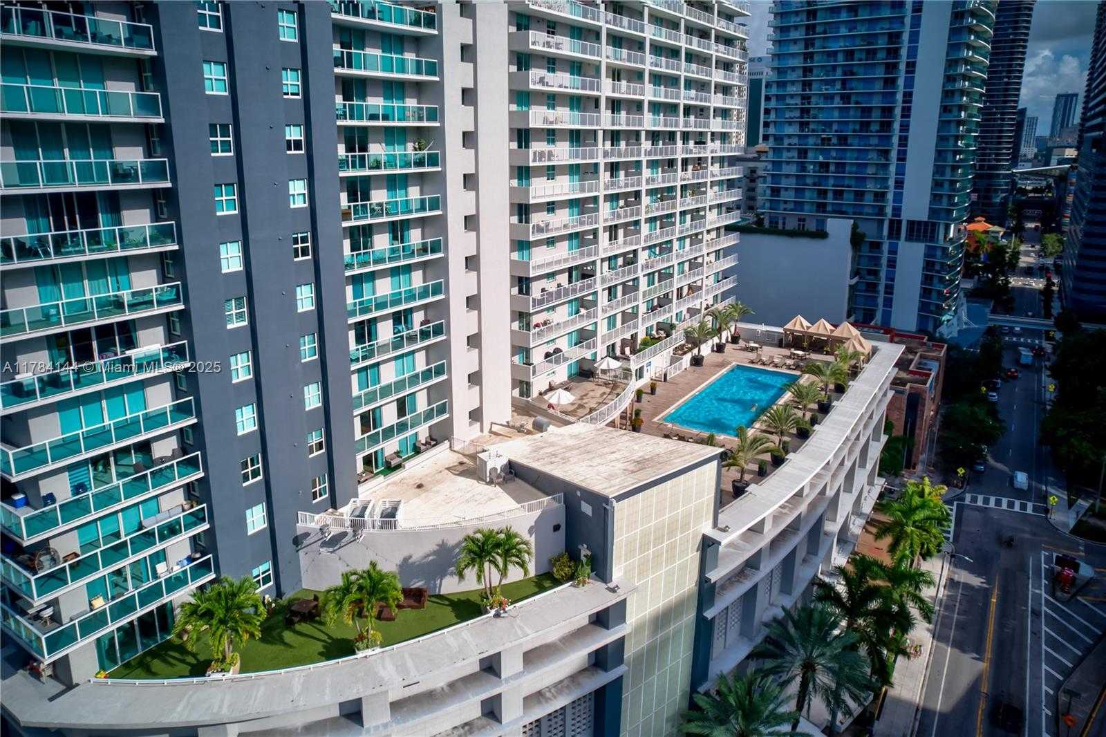 Small Image of 1250 SOUTH MIAMI AVE #2802, Miami Number 21