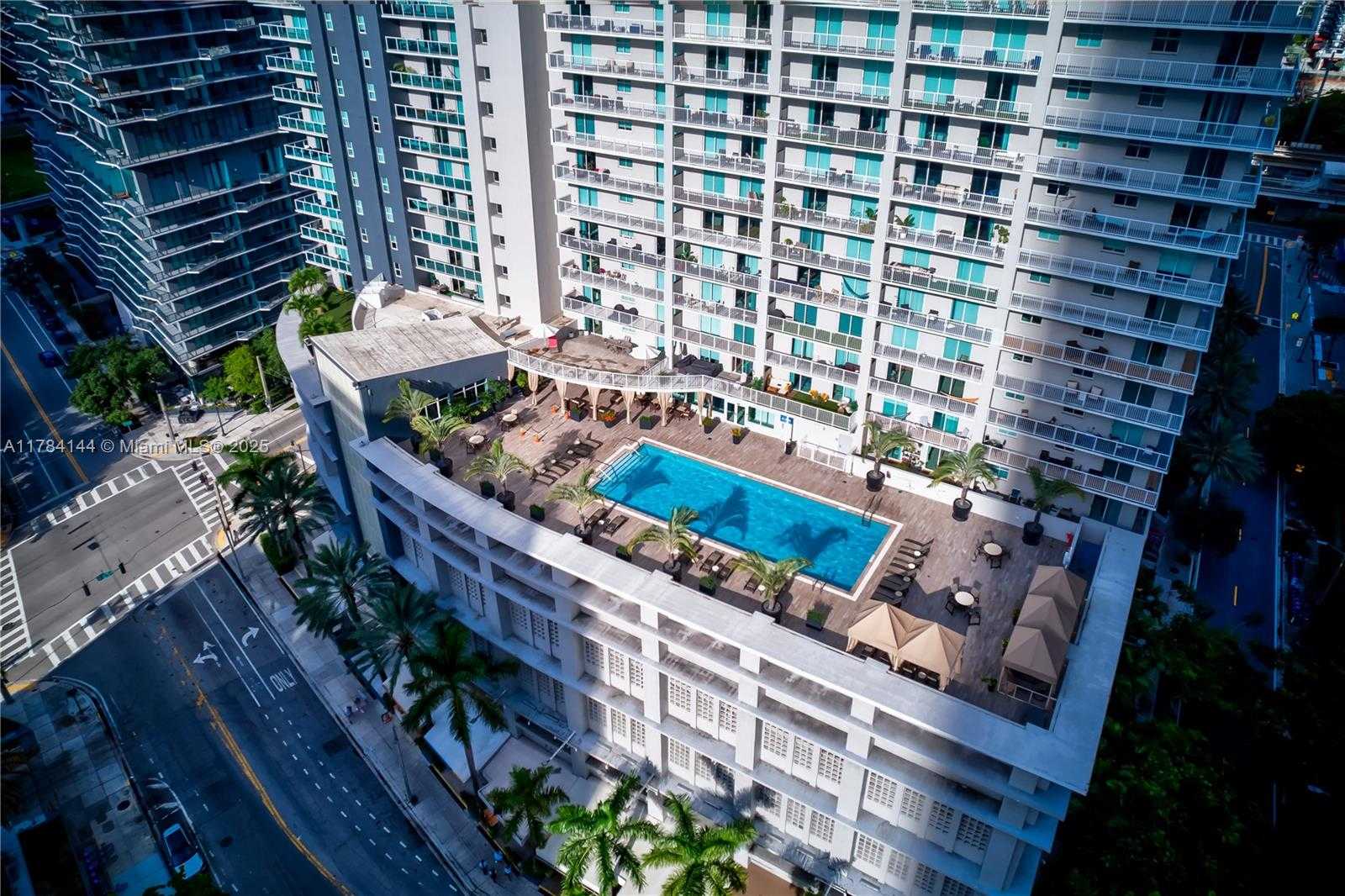 Small Image of 1250 SOUTH MIAMI AVE #2802, Miami Number 3