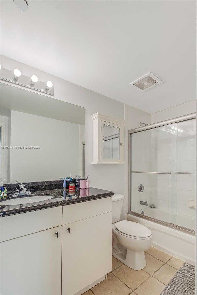 Small Image of 1250 SOUTH MIAMI AVE #2802, Miami Number 51