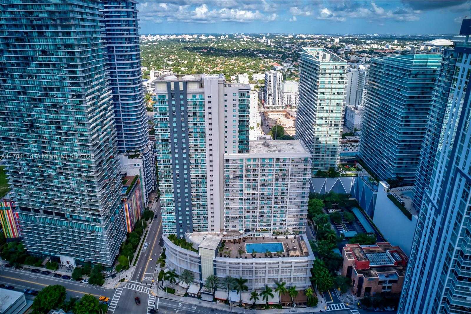 Small Image of 1250 SOUTH MIAMI AVE #2802, Miami Number 7
