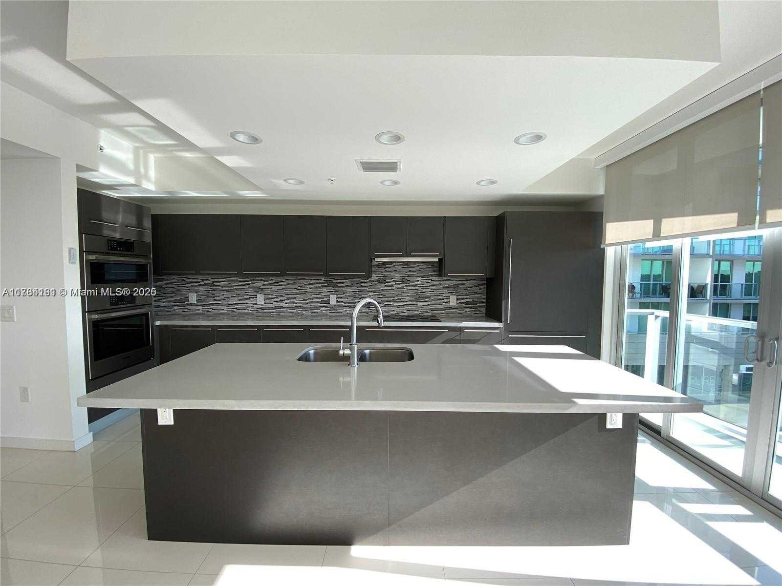 Small Image of 7751 NORTH WEST 107 AVE #2-305, Doral Number 5