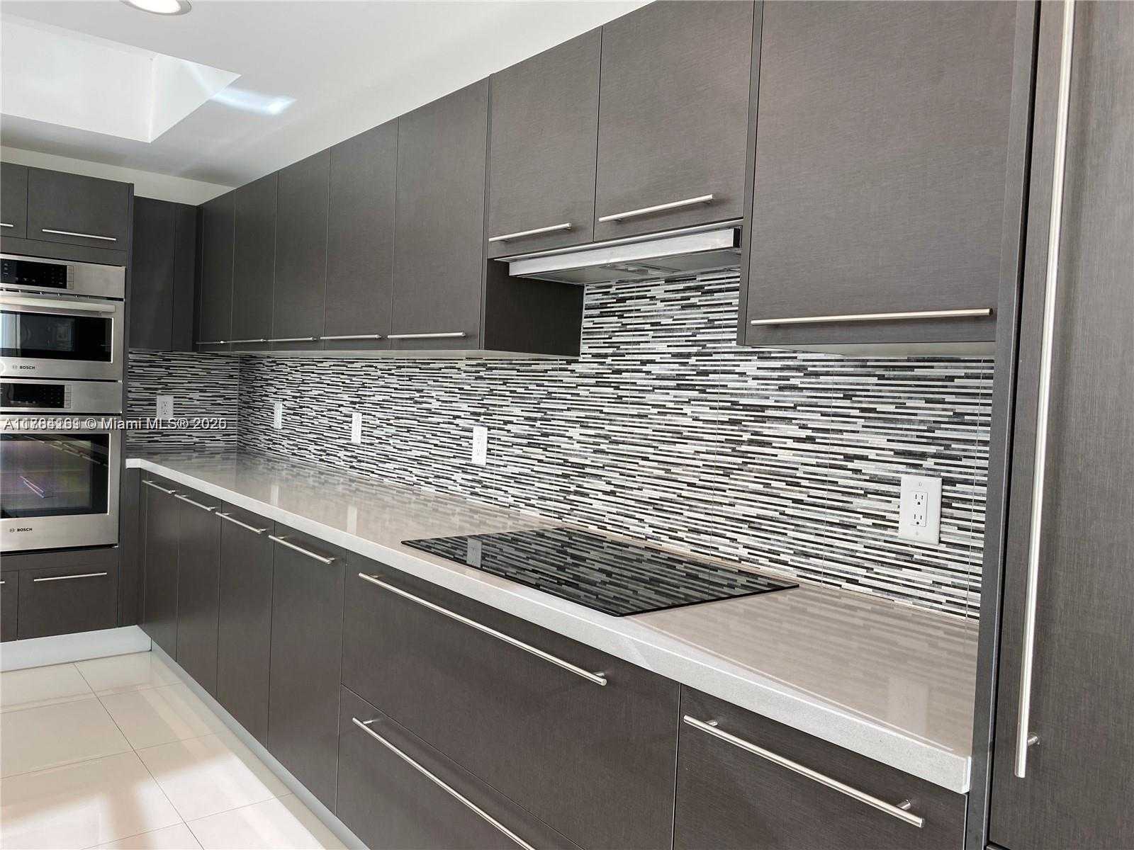 Small Image of 7751 NORTH WEST 107 AVE #2-305, Doral Number 6